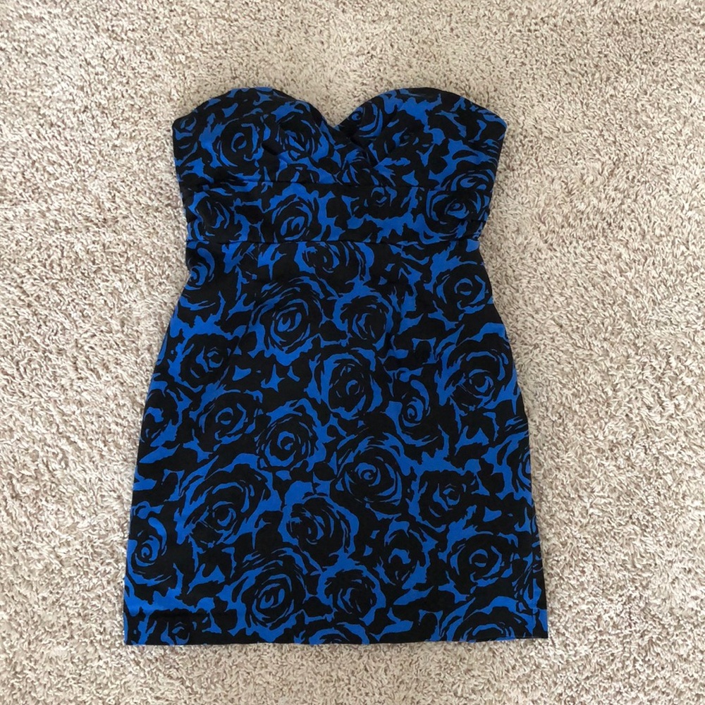 Strapless dress!